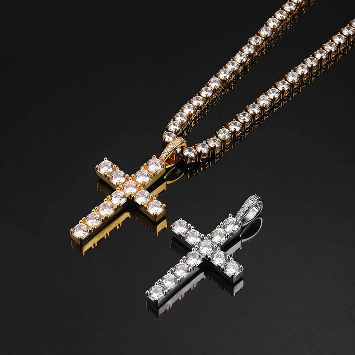 Collier croix en moissanite